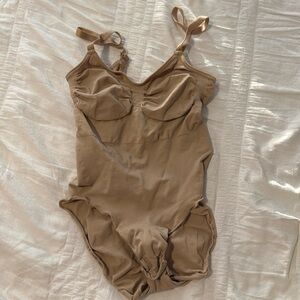 SKIMS Sculpting Bodysuit